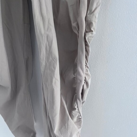 2020-Lululemon Beyond the Studio JoggerLight Sage size 6 - Picture 6 of 11